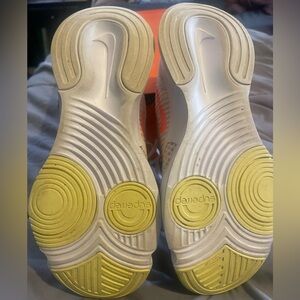 Size 10 womans Nike Super Rep